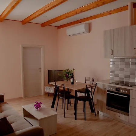 Spyran * Marandokhórion